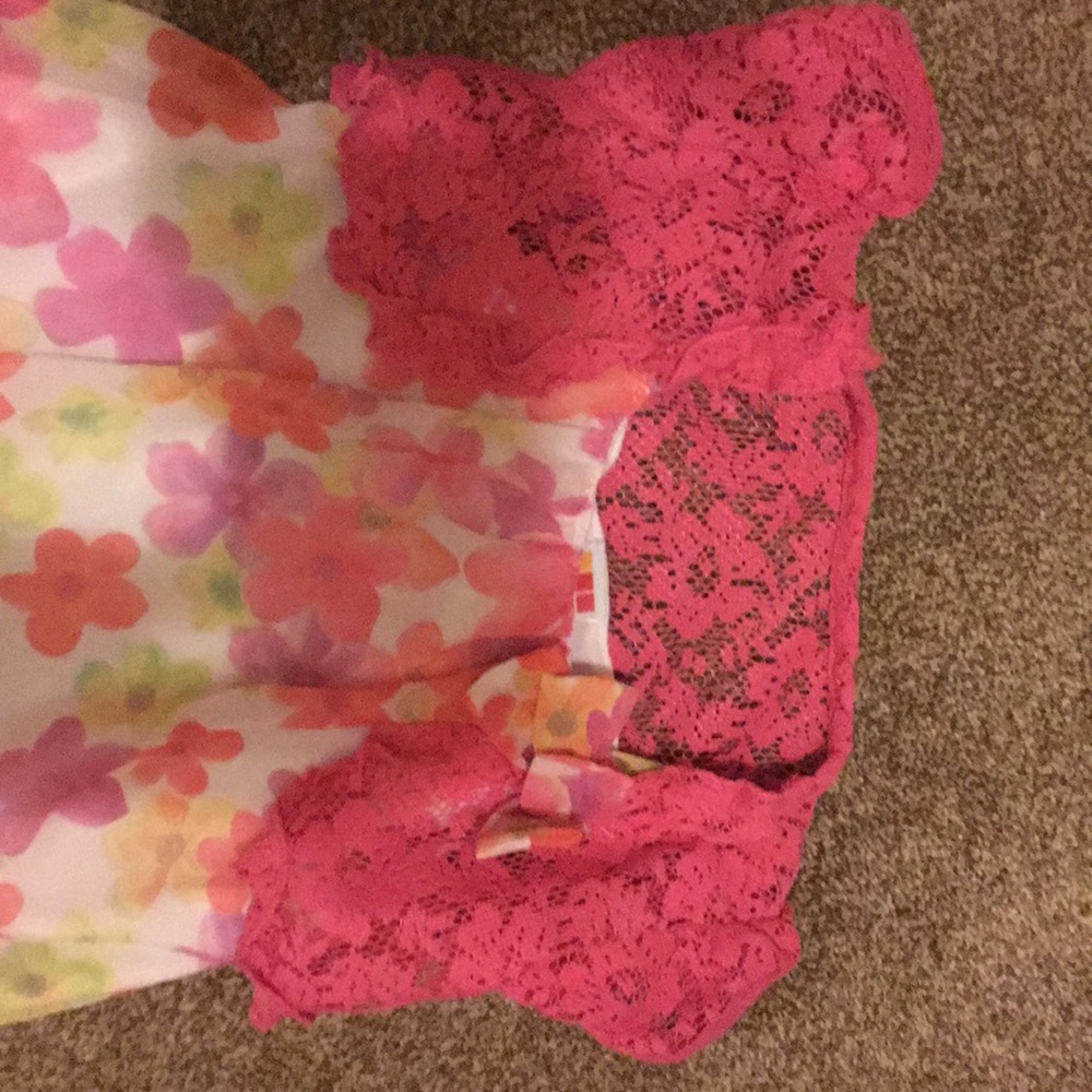 Girls 3t shirt - Picture 2 of 3